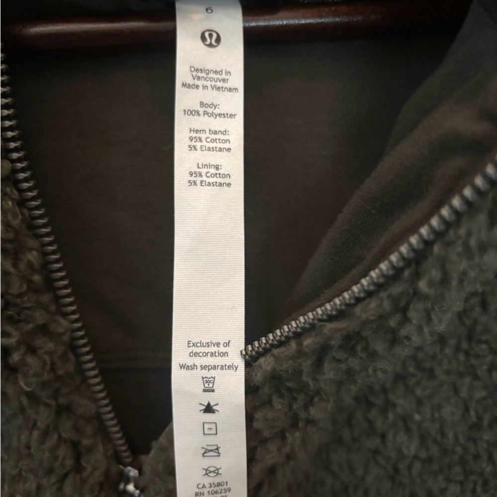 Lululemon Athletica Olive Green Cropped Sherpa Hoodie - Picture 4 of 4